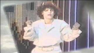 Musica de los 80s Lucia quotMarineroquot version en Español [upl. by Eiznyl]