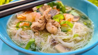 How to make Rice Noodle Soup  Bouillon de Meefoon  Rice Vermicelli Mei Fun Soup [upl. by Nairdad]