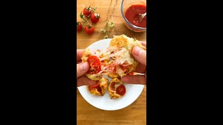 ✨ FAGOTTINI di PASTA SFOGLIA POMODORO e FORMAGGIO APERITIVO TIME 🤤🧀🍅 Shorts [upl. by Damalas]