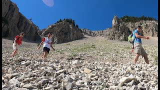 Le Mont Ventoux une magnifique randonnée au sommet du Vaucluse 🤩 [upl. by Arzed]