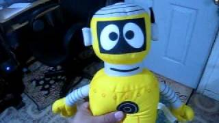 YO GABBA GABBA TALKING INTERACTIVE 18 INCH PLEX THE ROBOT [upl. by Engen]