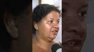 Cachorro avisa família de incêndio e todos se salvam de fogo [upl. by Vig]