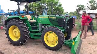 Tractor John Deere 5065E [upl. by Aliehc]