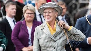 Dronning Margrethe havde travl dag i Silkeborg [upl. by Anawad]