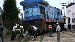 Cholula Train Derailment  Descarrilamiento de Tren en Cholula 19 Junio 1997 [upl. by Hamrnand426]