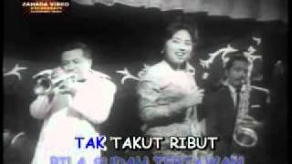 APA GUNA BERJANJI Karaoke nyanyian Saloma versi filem quotMasam Masam Manisquot 1965 [upl. by Kenyon]