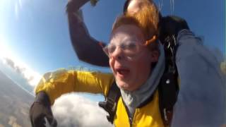 The funniest skydiving video EVER Go to 145 [upl. by Sumetra]