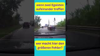 zwei Egoisten beim Reißverschlussverfahren gefährlich automobile dashcam [upl. by Natloz]