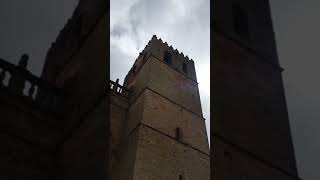 La Catedral de Sigüenza ha echado sus campanas al vuelo [upl. by Zitella475]