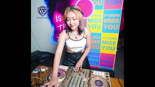 DJ MSH REMIX 2023 នំបុ័ងប៉ាត់តេ VIP  Everybody In The Club  Calm Down Dance 2k23 THeng ChīKø [upl. by Aitropal]