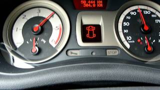 Using the Renault Clio Keyless system to start the car up [upl. by Maeve]