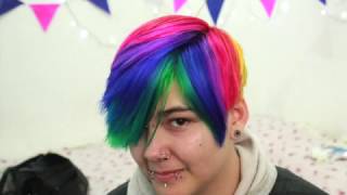 HOW TO GET RAINBOW HAIR TUTORIAL IN SHORT HAIR [upl. by Enyahc]