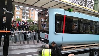 Die neue Schwebebahn ist eingetroffen 14112015 [upl. by Aztiraj]