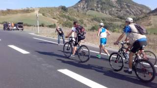 100 km de Millau 2016  Hervé Seitz dans la côte du Viaduc km 91 [upl. by Catie]