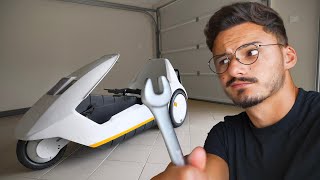 Je Répare ce Véhicule Disparu  La Première Voiture Électrique Sans Permis Sinclair C5 [upl. by Enirak]