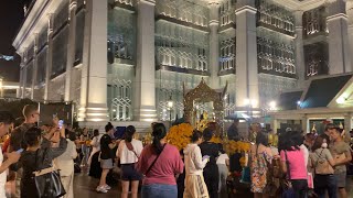 Walking Tour Chid Lom To Centralworld  Bangkok Thailand [upl. by Iloj]