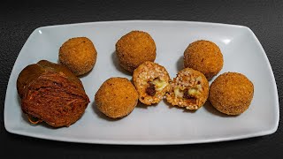 Sapori calabresi Arancini con nduja e caciocavallo [upl. by Lazaro]