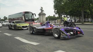 DS Virgin Racing  la parade avant le ePrix de Paris 2017 [upl. by Aicelet]