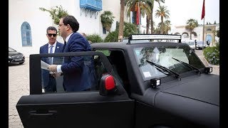 TUNISIE AUTO 2018  Le Chef du Gouvernement Youssef Chahed au volant dun Wallys Car Iris [upl. by Ecahc751]