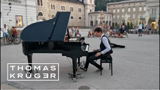 Amazing Pianist Plays Medley of famous Movie Themes in Salzburg [upl. by Strohbehn]