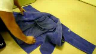 Japanese Style How to Fold your Judo Gi 柔道着の畳み方 [upl. by Alegnat]