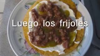 Tostadas de pollo [upl. by Hubble]