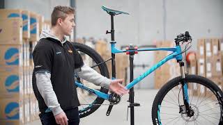 2018 Giant Fathom 29er 1 Mountain Bike [upl. by Ymmor248]