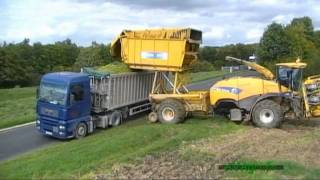 NEW HOLLAND FR 9080 à caisson à lensilage du maïs en 2010 [upl. by Mandle868]