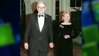 Buffett on late wife She put me together [upl. by Noir]