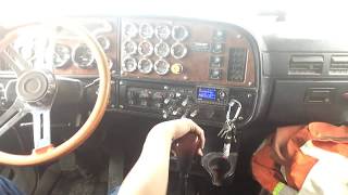 Upshifting amp downshifting an 18 speed Peterbilt 379 [upl. by Anyt315]