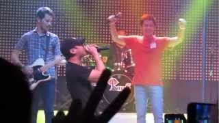 Sandwich Live in Singapore  Laklak with Chito Miranda and Vinci Montaner [upl. by Idnat]