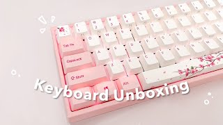 unboxing ducky sakura keyboard cherry mx reds [upl. by Kerry807]