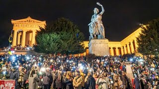 Zehntausende demonstrieren gegen Rechtextremismus in München [upl. by Therron169]