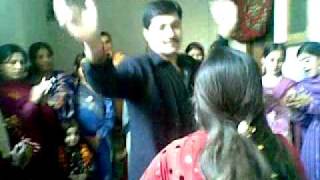 peshawar girl best dance in shadi [upl. by Wehrle]