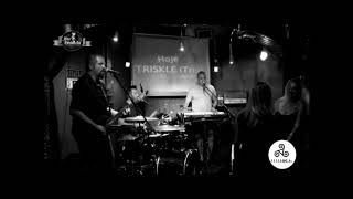 Triskle trio ao Vivo no Insolito Bar 2017 [upl. by Weixel977]