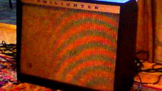 Magnatone Twilighter Vintage 280 Stereo Vibrato Vintage Guitar Amp [upl. by Nayhr888]