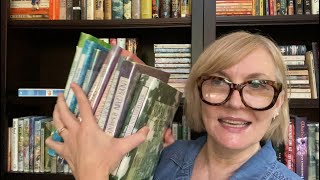 My Vintage Rosamunde Pilcher collection shelf tour [upl. by Ainoet]