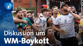 FußballWeltmeisterschaft in Katar Diskussion um WMBoykott in Kneipen [upl. by Perri]