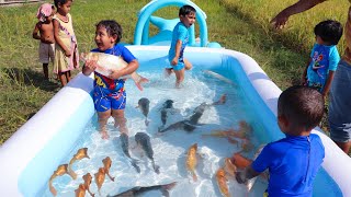 Sneyha Arbin amp Javan Fun Playing With Real Fish in Inflatable Swimming pool  Cute Sneyhas Show [upl. by Aztiram]