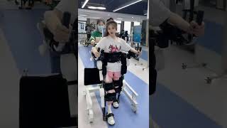 Spinal cord injury patients also need to stand up and walk rehabilitationrobot robot exoskeletons [upl. by Buddy]