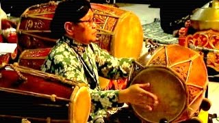 SAMPAK SLENDRO MANYURO  Playing Kendang  Drum  Javanese Gamelan Music HD [upl. by Elwina]