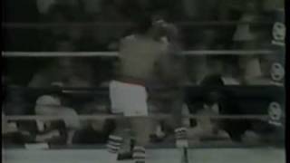 Aaron Pryor vs Leonidas Asprilla Rounds 46 [upl. by Ahsenwahs]