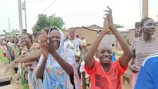 Arrivée des Lions au Stade annexe de Roumde Adjia [upl. by Atsejam]