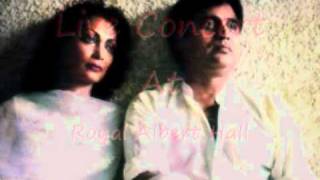 Jagjit and Chitra Singh Kothe Te Aa Mahiya Live in Concert [upl. by Soloma]