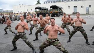 Les HAKA monstrueux des militaires [upl. by Garmaise]