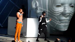 WillIAm amp Stromae  Papaoutai  Live Surprise  Paris Bercy WillPowerTour 16122013 HD [upl. by Oiziruam443]