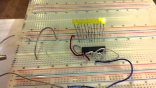 0V  10V LED VoltMeter con LM3915  By STE [upl. by Gabler121]