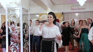 Mariana Palavu  Colaj hore si sarbe  Nunta Georgiana amp Razvan  Live 2018  FULL HD [upl. by Brunella113]