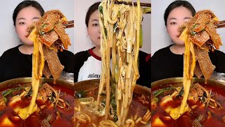 Chinese Eating Foods Mukbang  Chinese Noodles Spicy Malatang  Homemade beef Hot Pot Chili Sauce [upl. by Hannon]