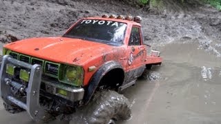 Toyota Hilux Tamiya off road mud [upl. by Eniamrahc]